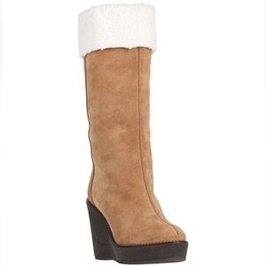 Never before worn/tried on- brand new in box - Maison Skorpios Wedge Sherpa Boot